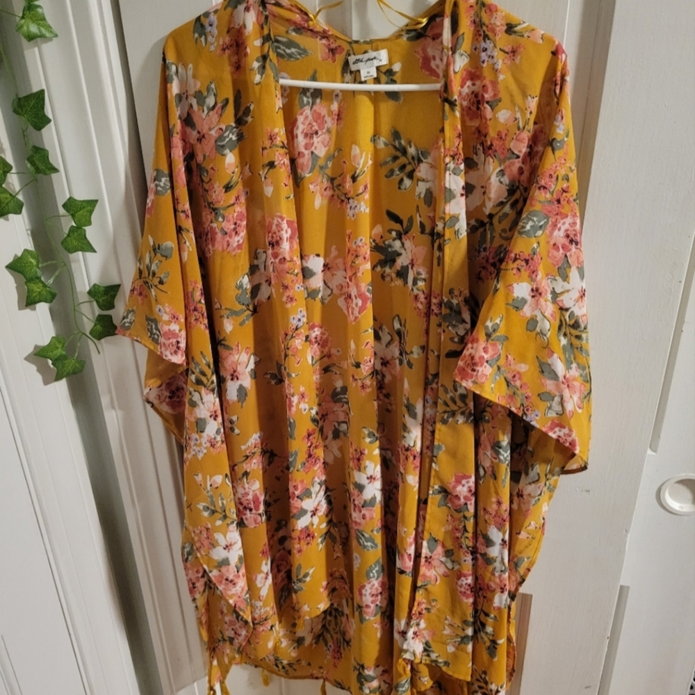 Torrid tank and UP kimono
